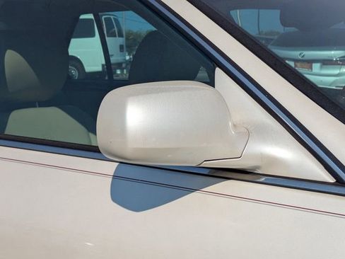 Used 2011 Cadillac DTS Luxury image 12