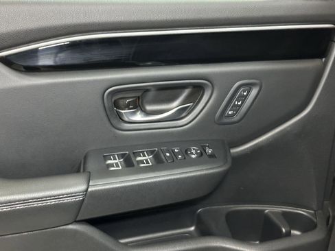 Certified 2024 Honda Pilot Touring image 21