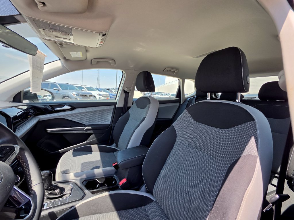 Certified 2023 Volkswagen Taos S FWD image 17