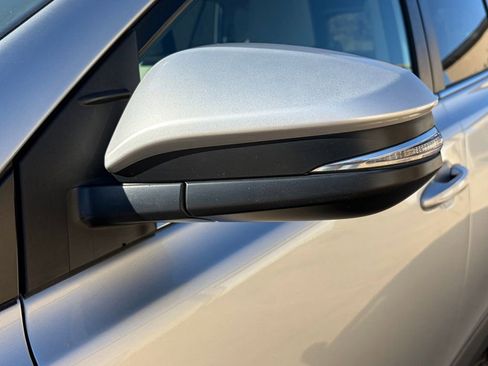 Used 2016 Toyota RAV4 XLE image 17