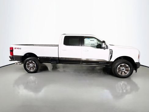 New 2025 Ford F250 King Ranch w/ FX4 Off-Road Package image 18