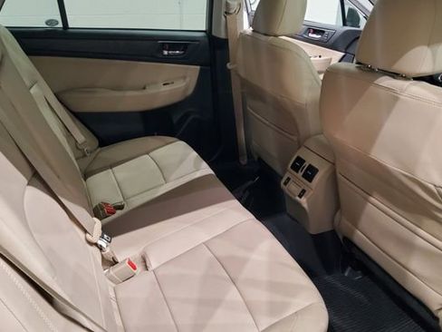 Used 2018 Subaru Outback 2.5i Limited AWD/4WD image 14