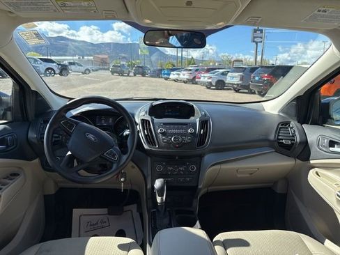 Used 2018 Ford Escape SE FWD image 22