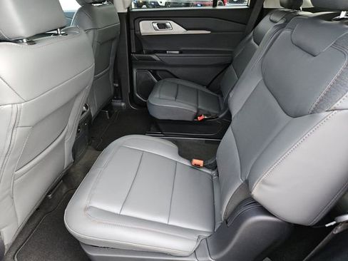 New 2026 Ford Explorer Active w/ Active Comfort Package image 26