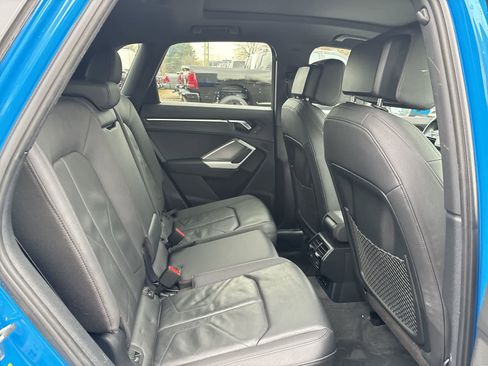 Used 2020 Audi Q3 2.0T Premium image 5