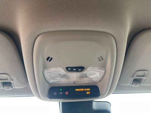 Used 2023 Buick Encore GX Select w/ Sport Touring Package image 29