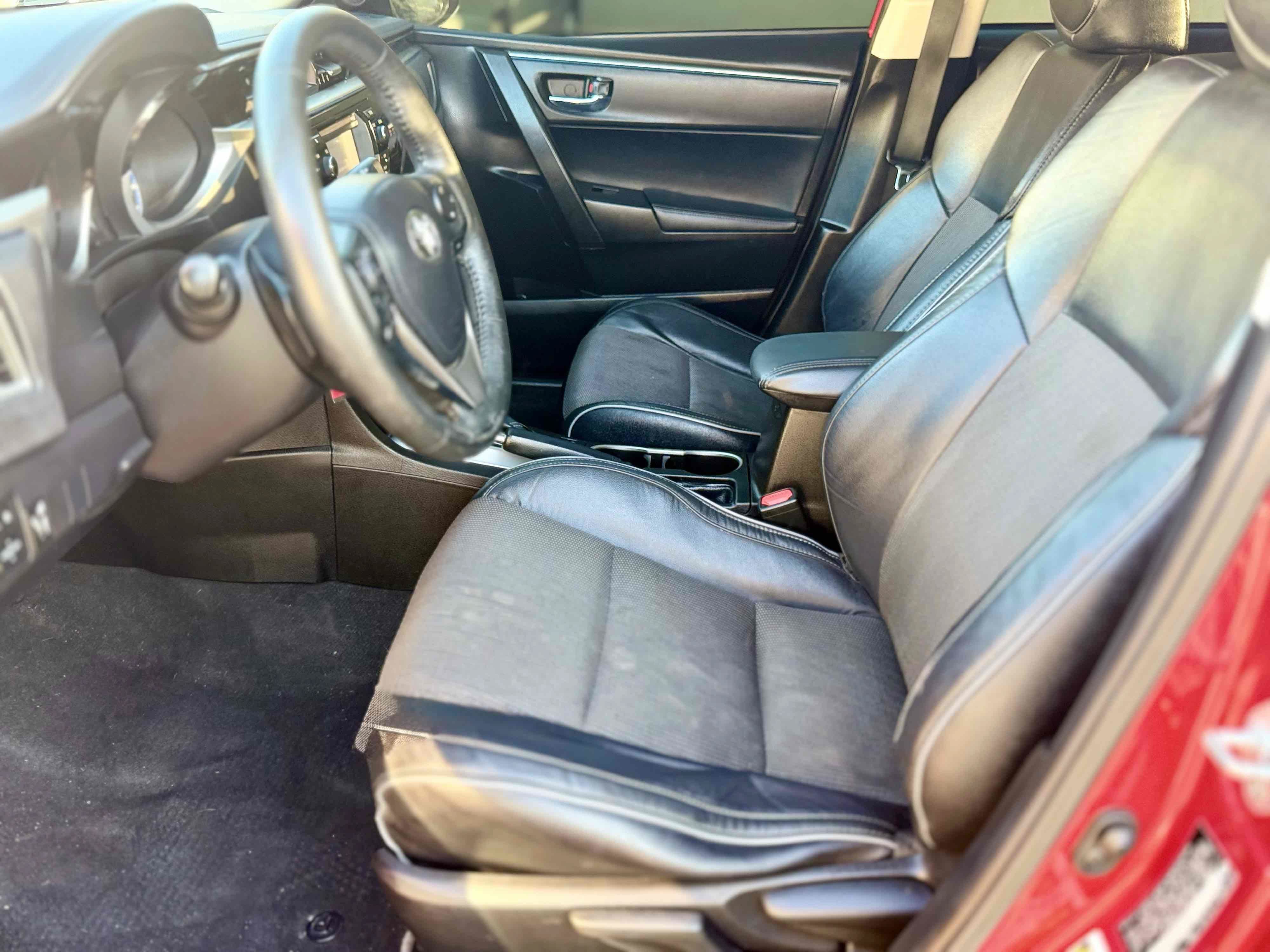 Used 2015 Toyota Corolla S FWD image 17