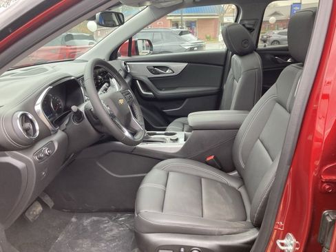 New 2025 Chevrolet Blazer LT image 9