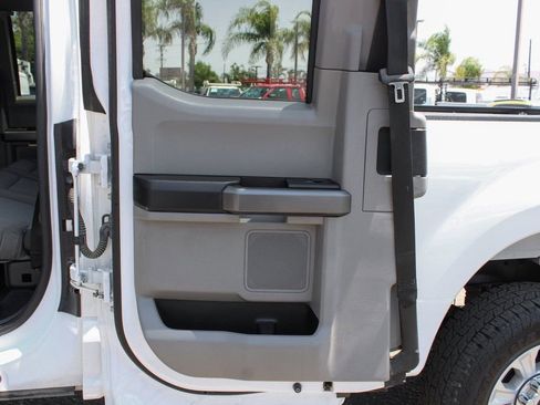 Used 2020 Ford F250 XLT w/ XLT Value Package AWD/4WD image 29