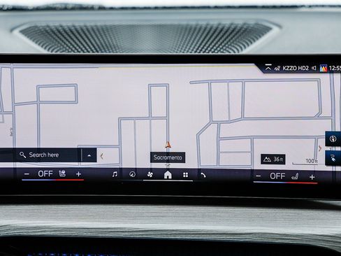 Used 2025 BMW i4 eDrive40 w/ Premium Package image 12