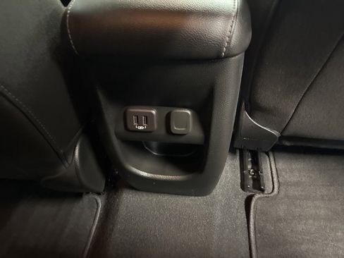 Used 2022 GMC Canyon Elevation w/ Trailering Package image 12