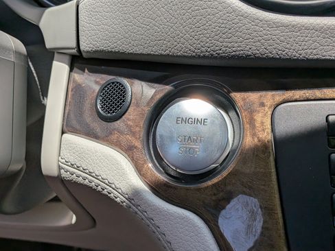 Used 2015 Mercedes-Benz SL 400 w/ Premium I Package image 28