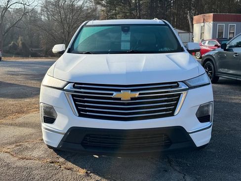 Used 2023 Chevrolet Traverse Premier image 8