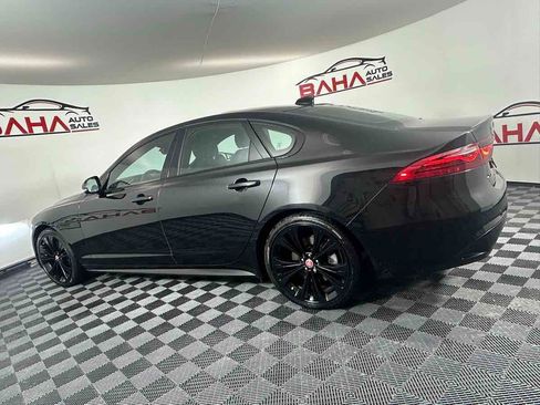 Used 2022 Jaguar XF R-Dynamic SE image 5