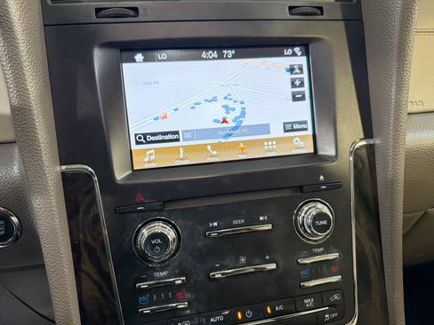 Used 2017 Lincoln Navigator Select RWD image 19
