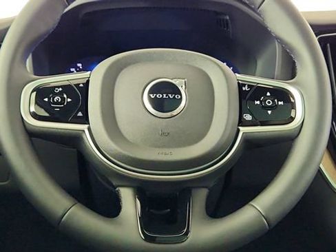 Used 2026 Volvo XC60 B5 Core AWD/4WD image 24