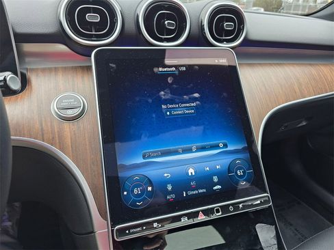 Used 2025 Mercedes-Benz C 300 4MATIC Sedan image 28