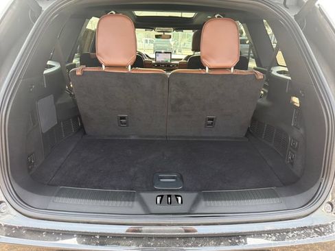 Certified 2024 Lincoln Aviator Reserve w/ Jet Package AWD/4WD image 27
