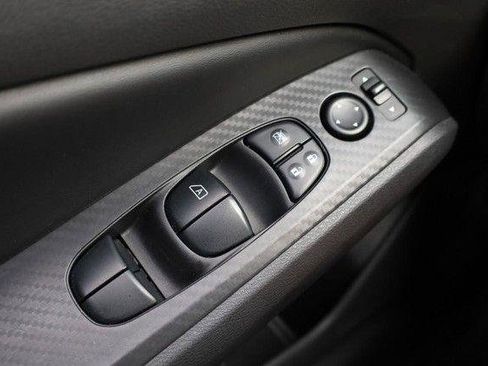 Certified 2025 Nissan Altima 2.5 SV FWD image 17