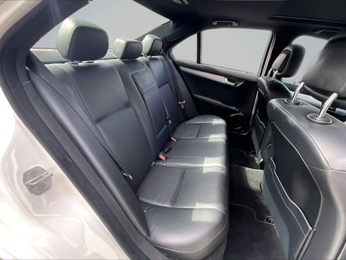 Used 2013 Mercedes-Benz C 250 Sedan image 26