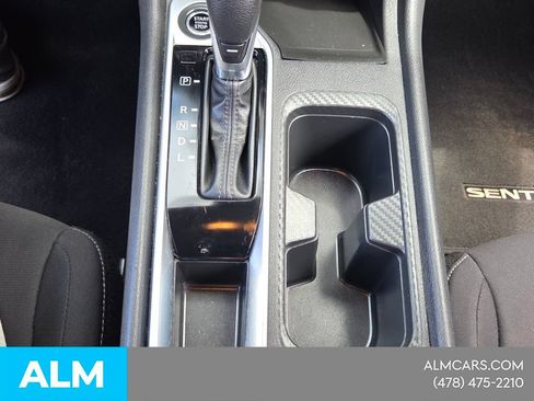 Used 2024 Nissan Sentra SV FWD image 18