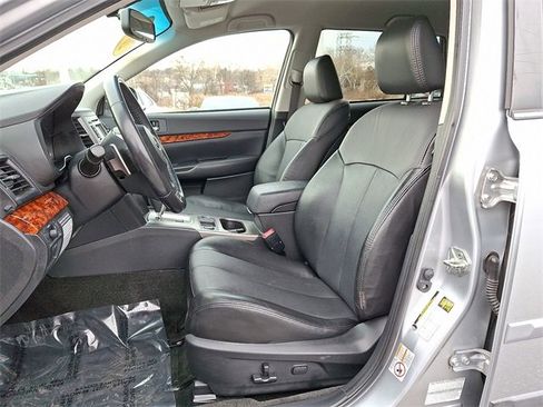 Used 2012 Subaru Outback 2.5i Limited image 13