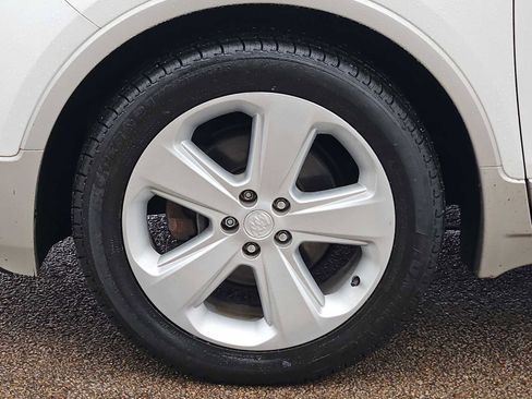 Used 2016 Buick Encore FWD image 13