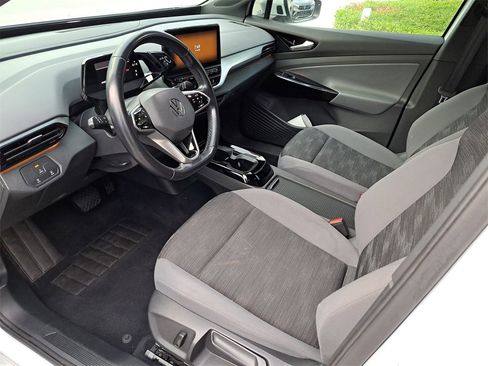 Certified 2021 Volkswagen ID.4 Pro w/ ID.4 Protection Package image 13