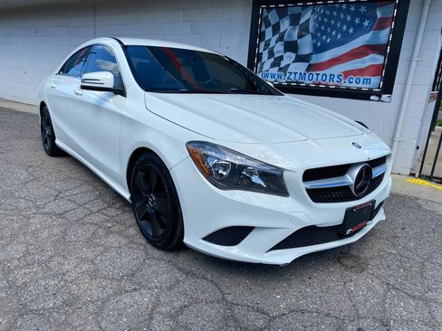 Used 2015 Mercedes-Benz CLA 250 4MATIC image 1