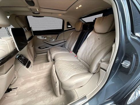 Used 2018 Mercedes-Benz Maybach S 560 4MATIC image 21