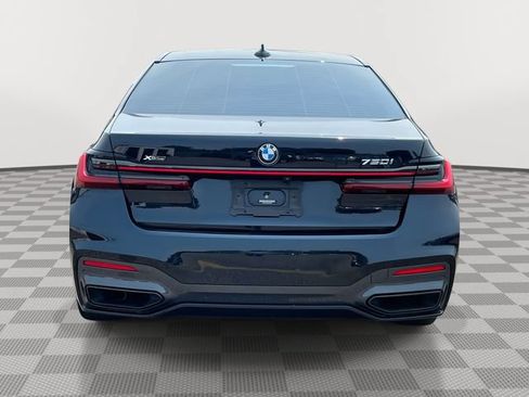 Used 2022 BMW 750i xDrive w/ Luxury Rear Seating Package AWD/4WD image 7