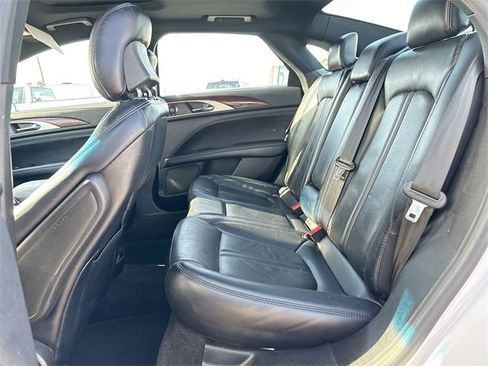 Used 2019 Lincoln MKZ Reserve image 18