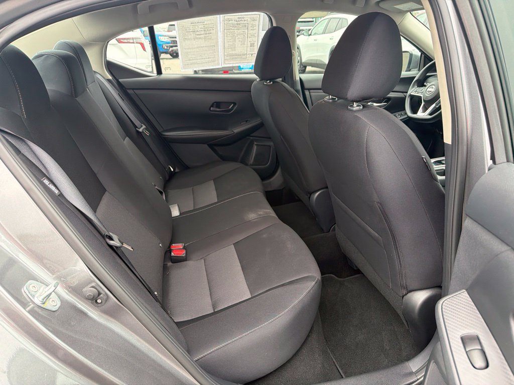 Used 2024 Nissan Sentra SV FWD image 12