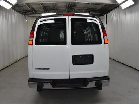 Used 2024 Chevrolet Express 2500 w/ Driver Convenience Package image 6