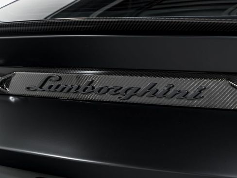 Used 2023 Lamborghini Urus Performante AWD/4WD image 60