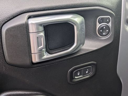 Used 2020 Jeep Gladiator Sport w/ Quick Order Package 24S AWD/4WD image 14