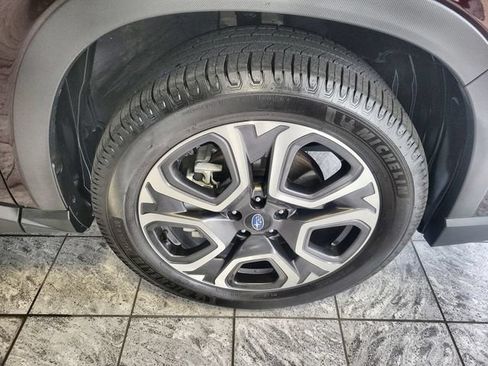 Used 2024 Subaru Ascent Touring AWD/4WD image 10