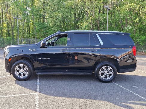 Used 2021 GMC Yukon SLE AWD/4WD image 4