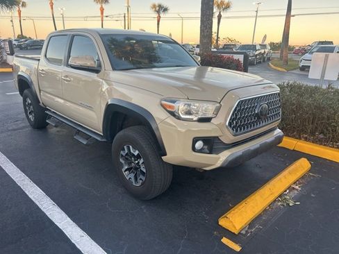 Used 2019 Toyota Tacoma TRD Off-Road image 3
