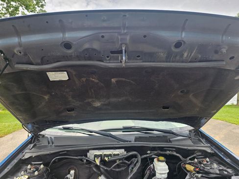 Used 2010 Ford Escape XLS FWD image 25