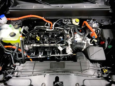 Used 2025 Ford Maverick XLT FWD image 30