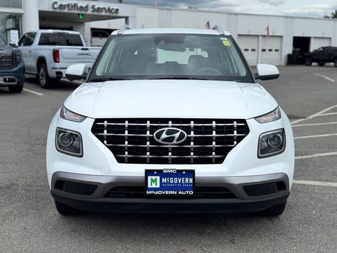 Used 2020 Hyundai Venue SEL FWD image 10