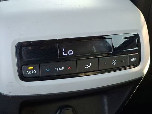 Used 2025 Hyundai Palisade SEL AWD/4WD image 12