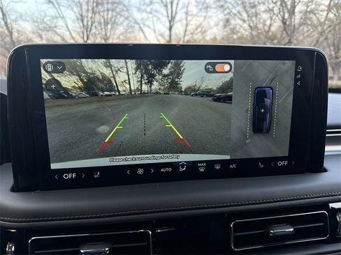 New 2026 Lincoln Aviator AWD image 17