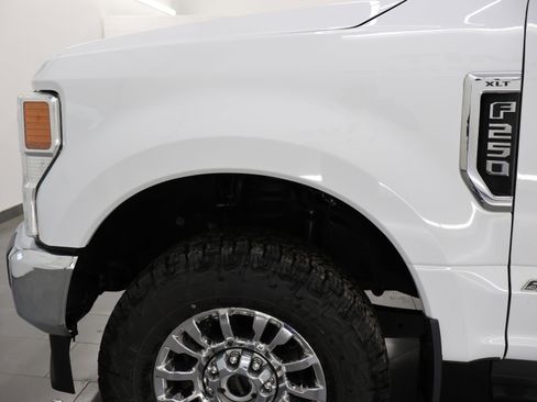 Used 2022 Ford F250 XLT w/ XLT Premium Package image 34