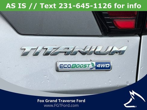 Used 2017 Ford Escape Titanium w/ Equipment Group 301A AWD/4WD image 2