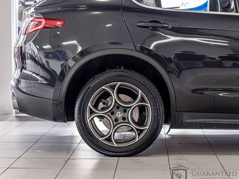Used 2018 Alfa Romeo Stelvio Sport w/ Cold Weather Package image 12