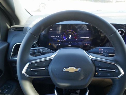 New 2026 Chevrolet Suburban Premier image 27