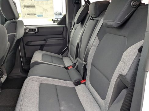 New 2025 Ford Bronco 4-Door w/ Sasquatch Package AWD/4WD image 13