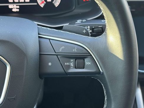 Used 2023 Audi Q8 Premium Plus w/ Premium Plus Package image 28